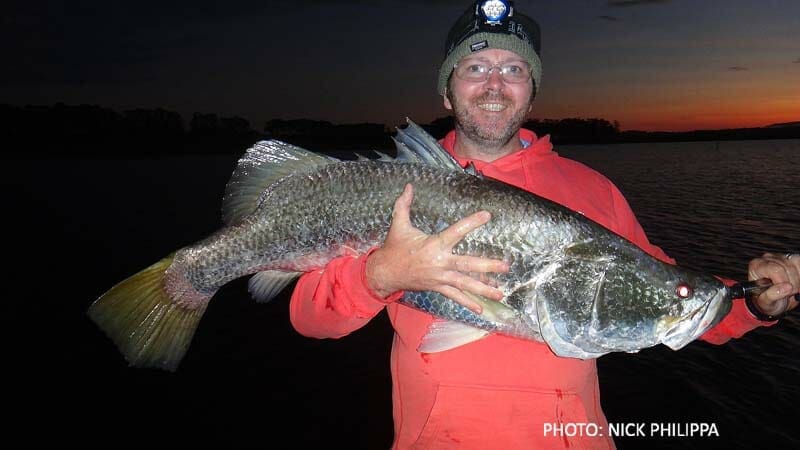 Catching big barramundi using twitch bait lures in freshwater dams