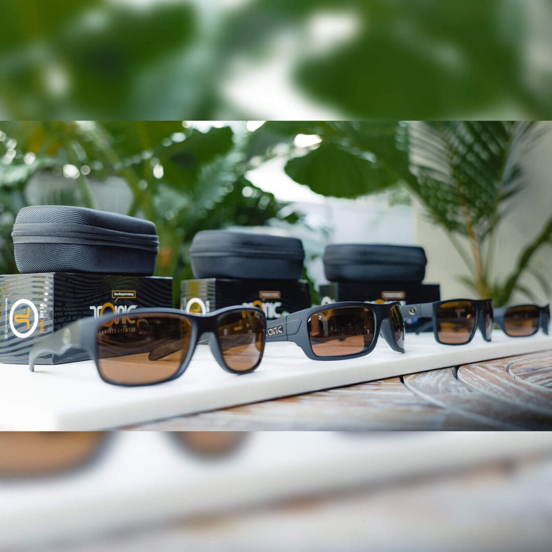 Sunnies - Image 11