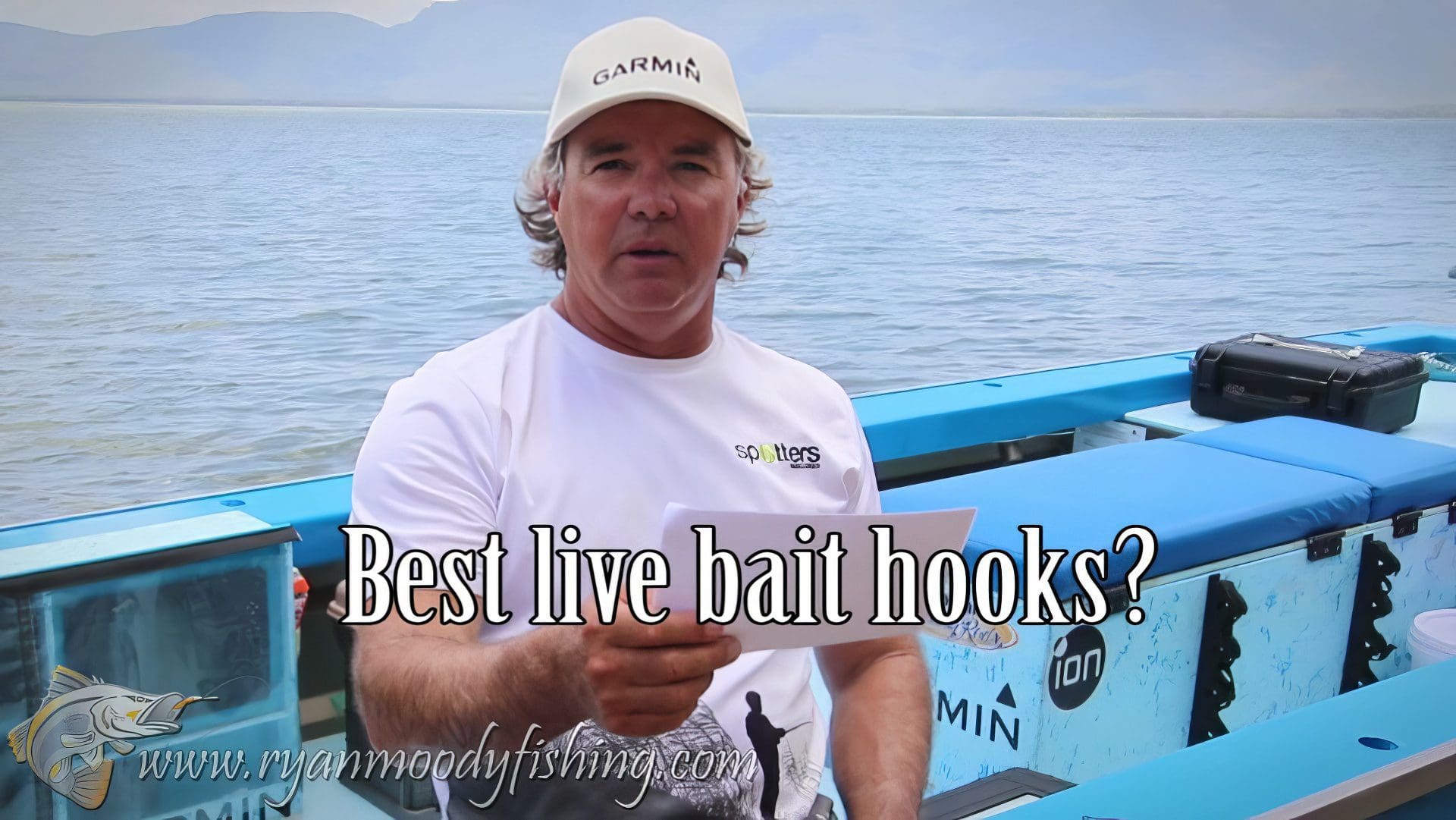 Live baiting for barramundi using circle hooks - Ryan Moody Fishing