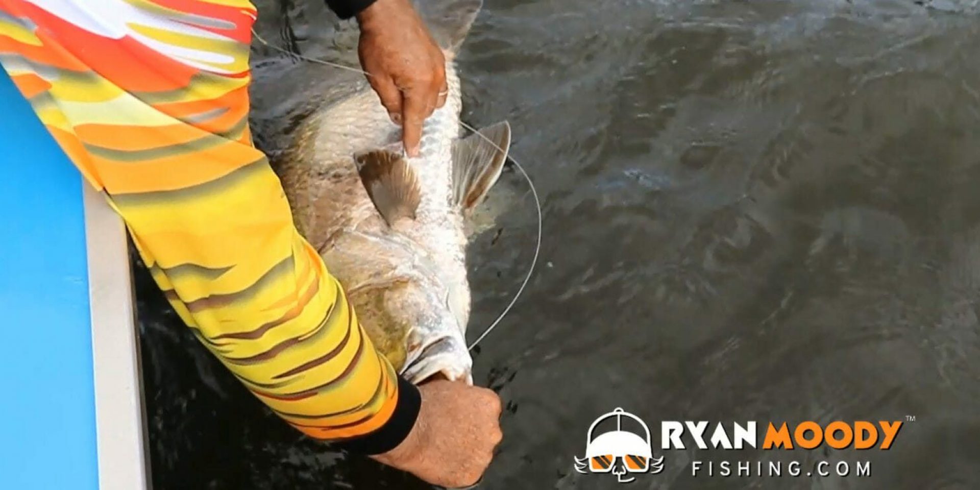 Releasing fish with barotrauma - Ryan Moody Fishing