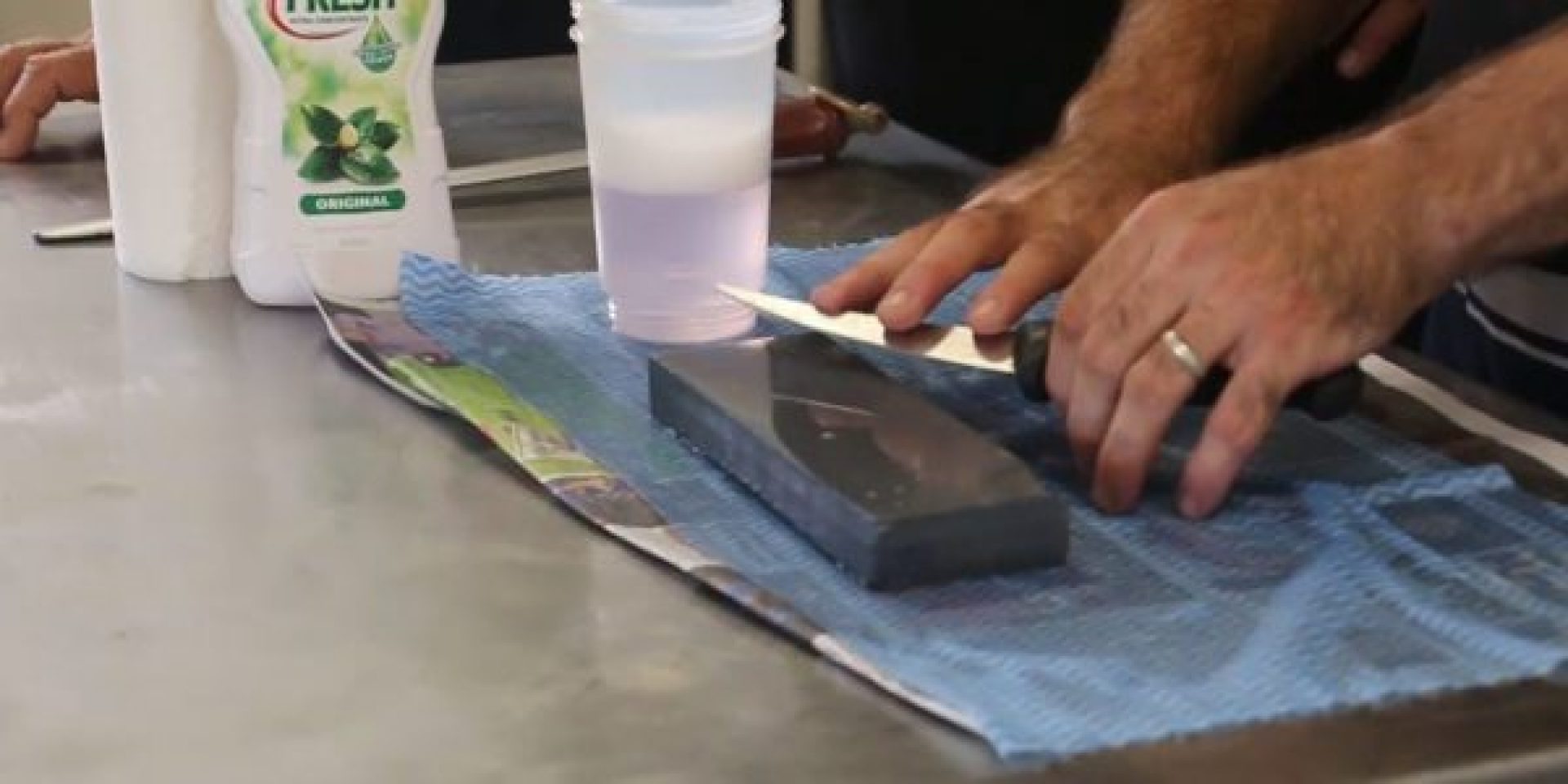 How-to-sharpen-a-knife-properly-600x300