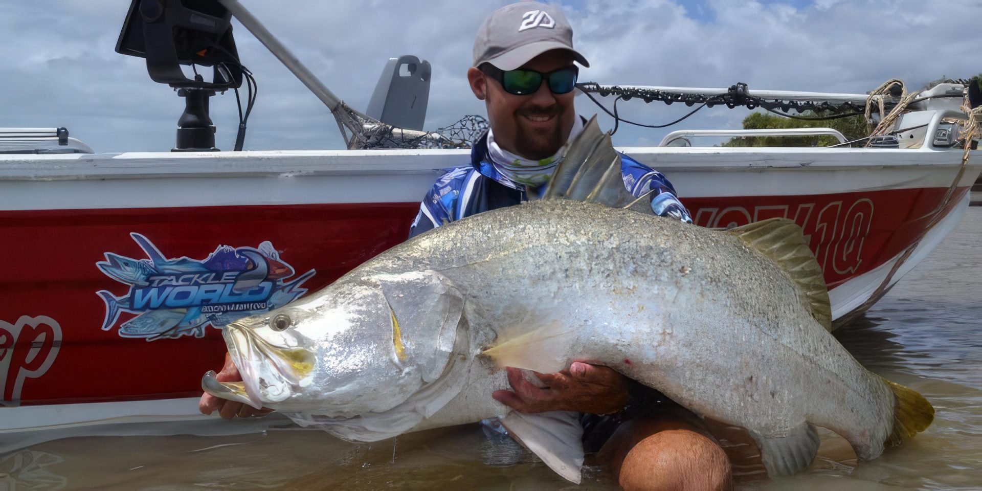 The-fish-of-a-lifetime.-A-126cm-barra-caught-fishing-wit-two-different-techniques-at-the-same-time.-Fishing-Smarter-to-maximise-results